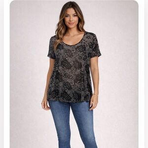 Apostrophe Black Floral Short Sleeve Top